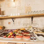 Ares Cave Hotel