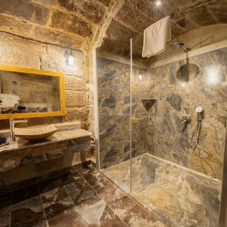 Отель Ares Cave