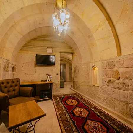 Ares Cave Отель *