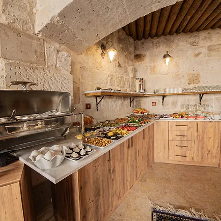Ares Cave Hotell 4*