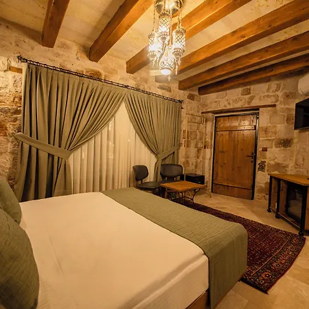 Ares Cave Hotel 4*