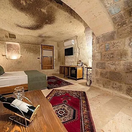Ares Cave Hotel