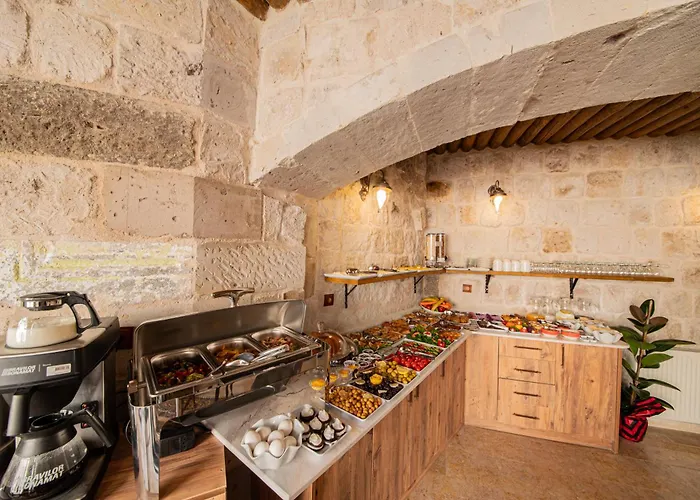 ホテル Ares Cave ギョレメ