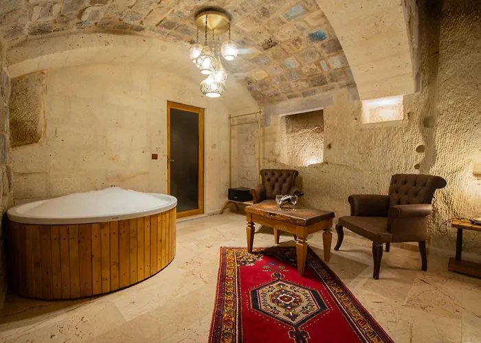 Ares Cave ギョレメ