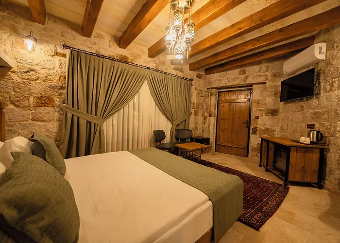 Ares Cave ホテル *